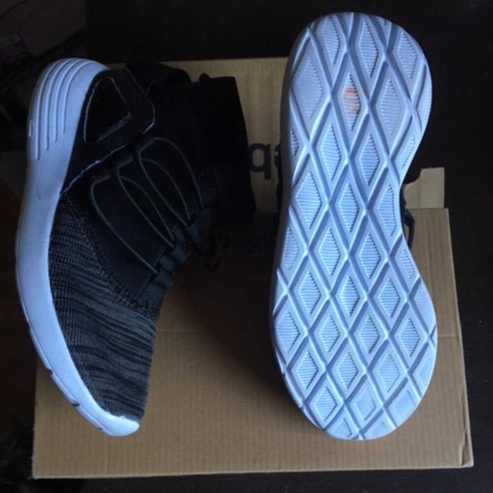 Boys Shoes Size 2